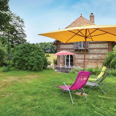 6 Bedroom Awesome In * Héricourt-en-Caux