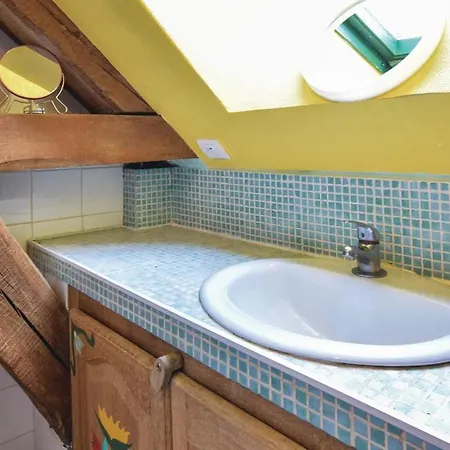 6 Bedroom Awesome In * Héricourt-en-Caux